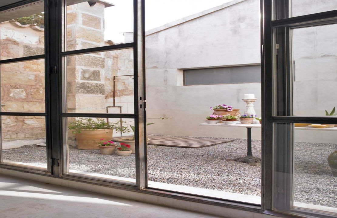 Apartamento de 3 dormitorios en alquiler a largo plazo en Pollensa con garaje